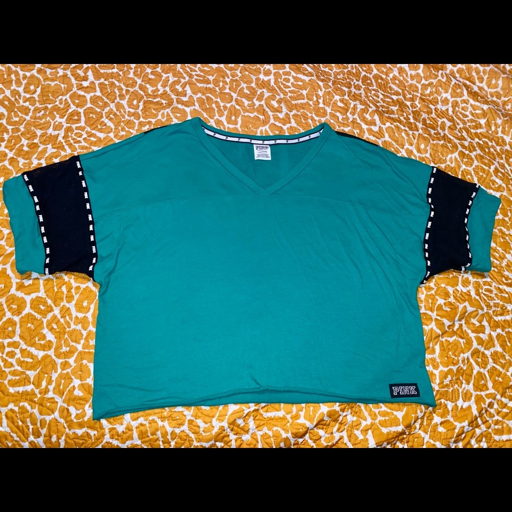 Victoria’s Secret women’s jersey top